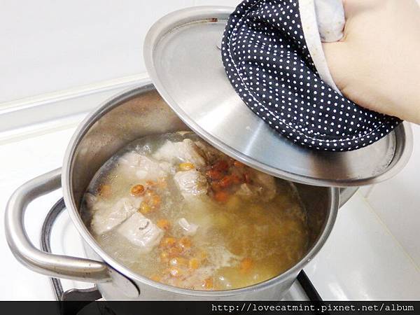 山藥蓮子小排湯 山藥蓮子小排湯