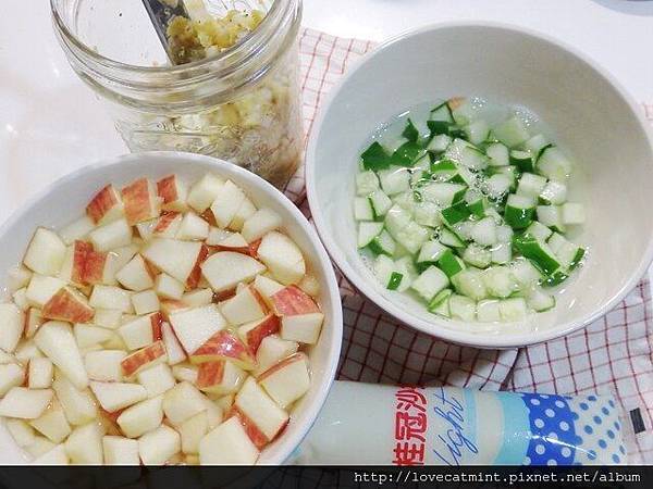 夏日的蘋果馬鈴薯沙拉 夏日的蘋果馬鈴薯沙拉