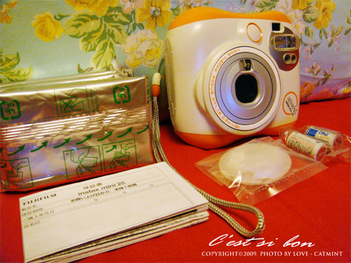 FUJIFILM instax mini 25