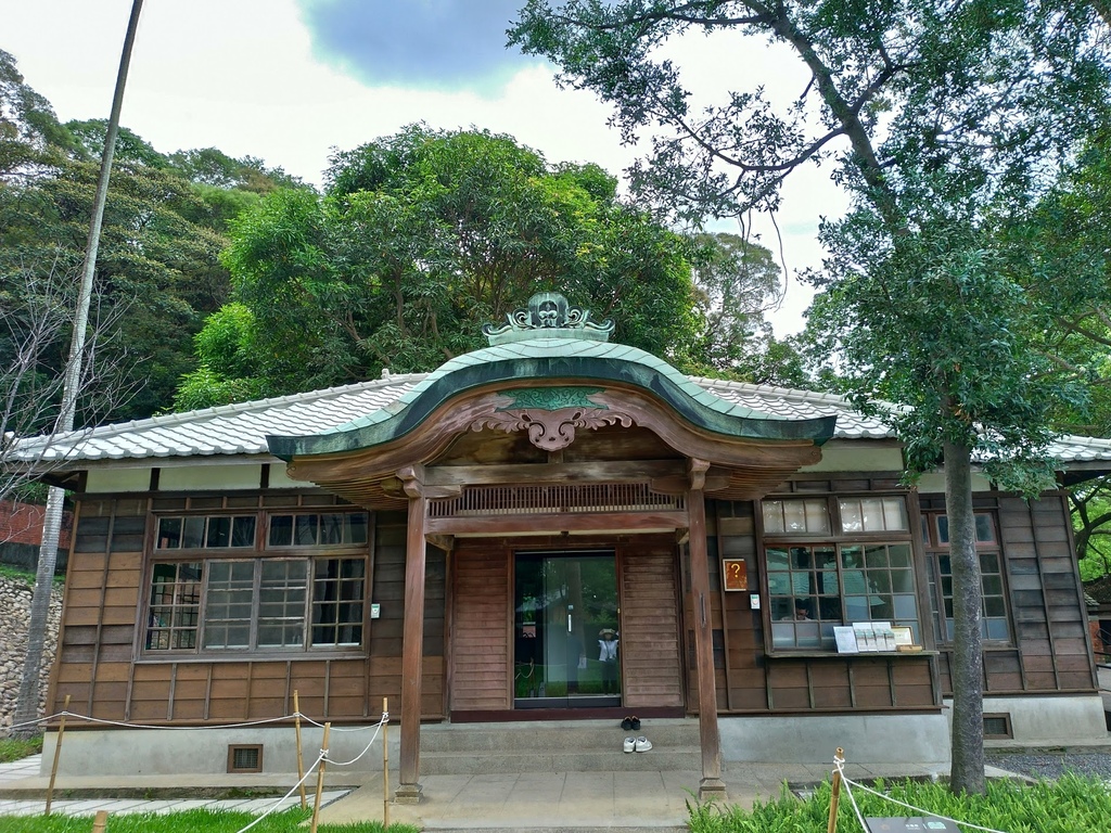 台灣 桃園神社 台灣保留最完整的神社 想念日本可以去聞香 推薦桃園後車站泰菜 詠順小吃 行者無疆 痞客邦 台灣 桃園神社 台灣保留最完整的神社 想念日本可以去聞香 推薦桃園後車站泰菜 詠順小吃 行者無疆 痞客邦