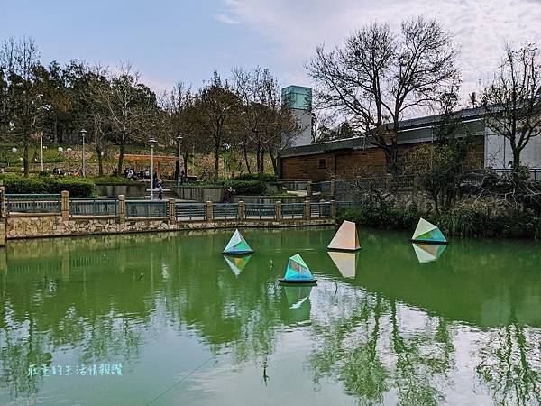 新竹特色公園「麗池公園」親子遊台灣昆蟲館新竹館, 春節看花燈