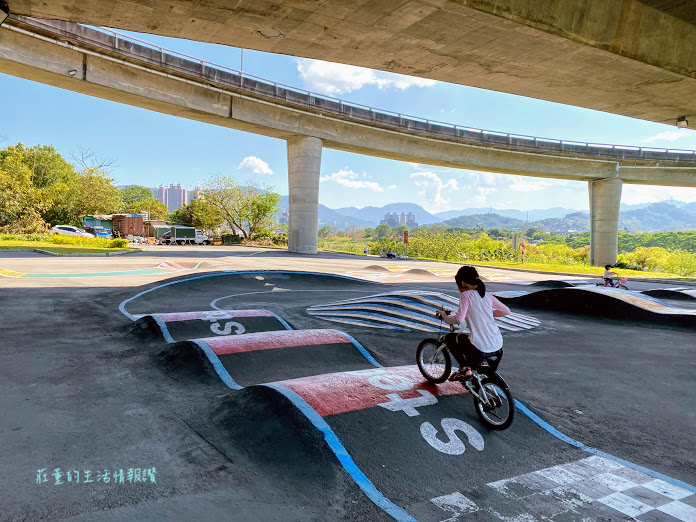 新店 微樂山丘   小碧潭 (陽光橋  陽光運動公園 (2).jpg