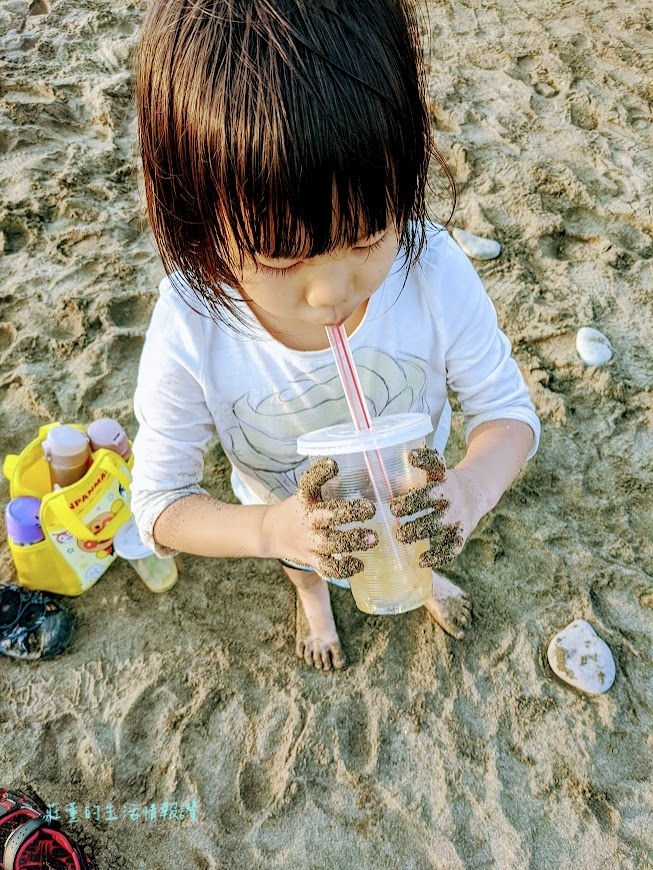 石門就這樣玩！必吃三寶粽花茶、新景點幸福雙心草里一號、山海步