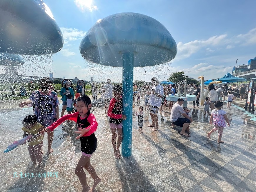 三重免費玩水戲水區 熊猴森樂園海世界水樂園