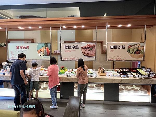 麗寶樂園福容大飯店 自助早餐2.jpeg