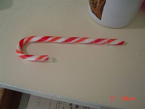 Louie送的Candy Cane..