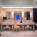 Wynn One Bedroom Suite - Bath by Barbara Kraft.jpg