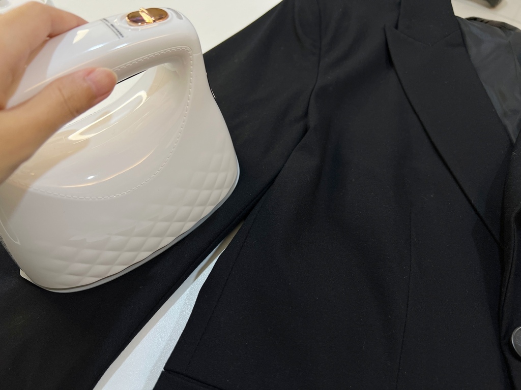 IMG_0653.jpg MSI-PQQ7 MUNICHI 沐尼黑 2 in1 蒸氣電熨斗 (珍珠白)