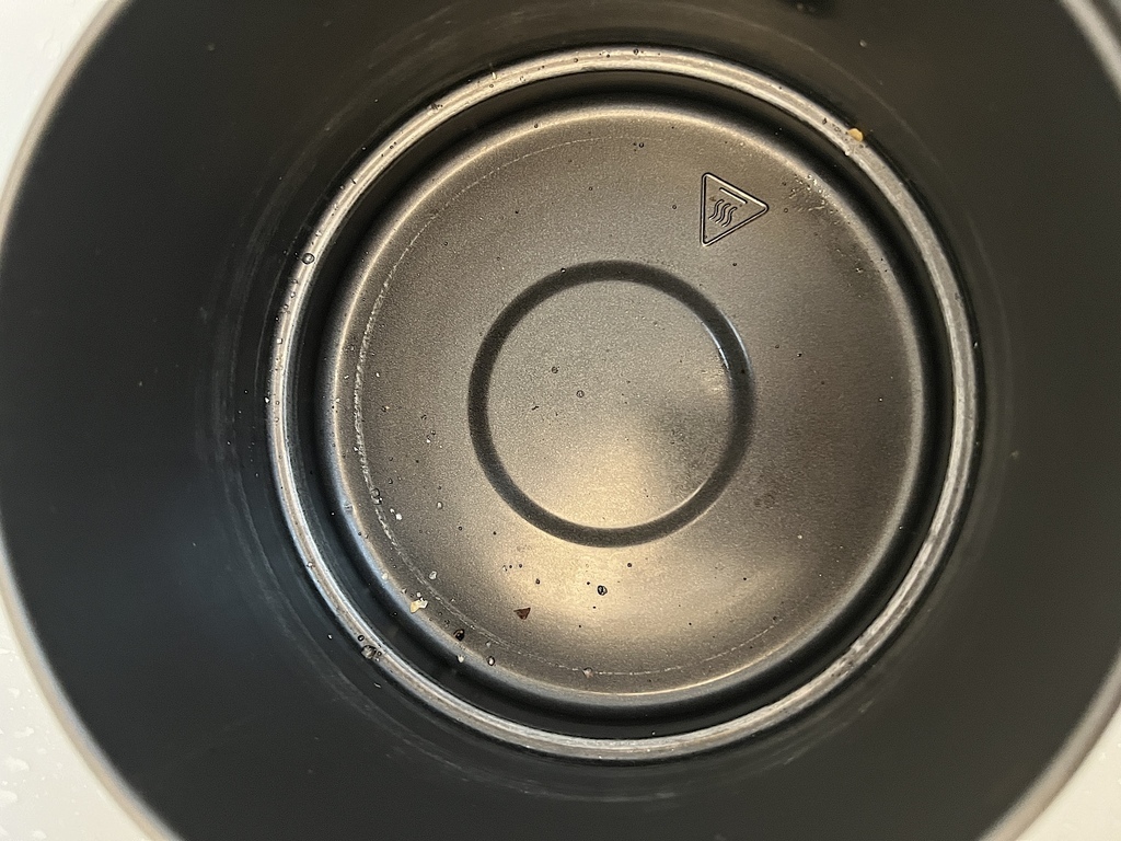 萬用清潔劑推薦！南法香頌・速潔橄欖油黑肥皂｜一瓶清潔完畢 地