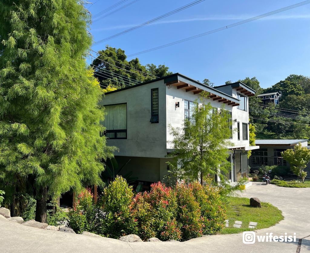 新竹住宿｜拾月山房 樓中樓清水模villa  體驗隱居山林的