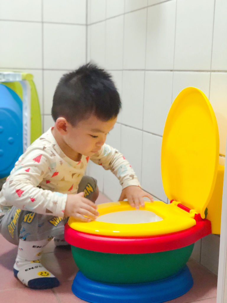 馬桶5.jpg 馬桶5.jpg