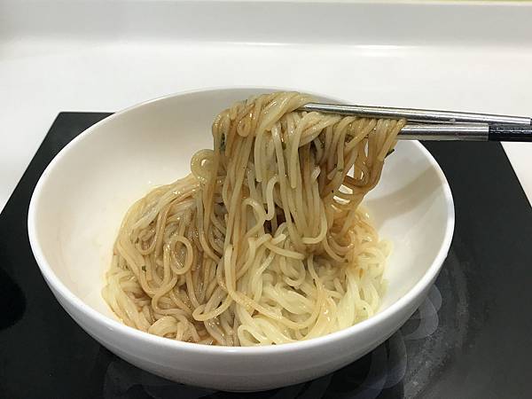 [開箱] 三上食樂(健司) 燃太郎辣拉麵-乾 l (辛旨 辣