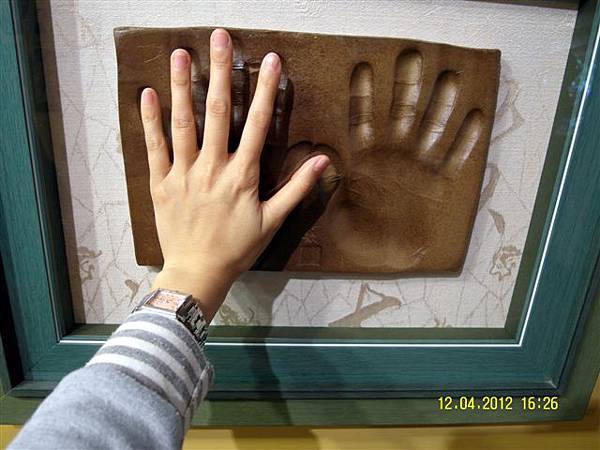 新竹-劉興欽博物館之我的手比老師還大.jpg