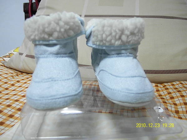 藍色雪靴2.jpg