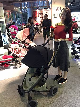 Quinny,嬰兒推車,嬰兒手推車,嬰兒汽座,嬰兒座椅,maxi cosi Quinny,嬰兒推車,嬰兒手推車,嬰兒汽座,嬰兒座椅,maxi cosi
