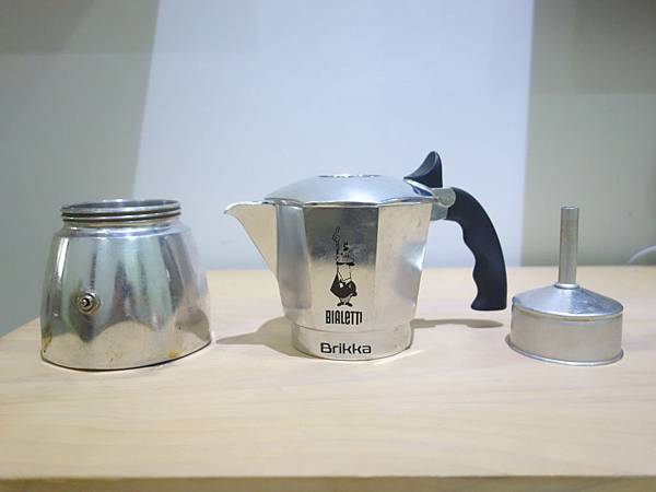 Bialetti，moka，摩卡壺，義式咖啡，espresso，美式咖啡，濃縮咖啡，手沖咖啡，義大利，歐洲，戰利品，烘培，咖啡豆，拿鐵，星巴克，ucc，illy