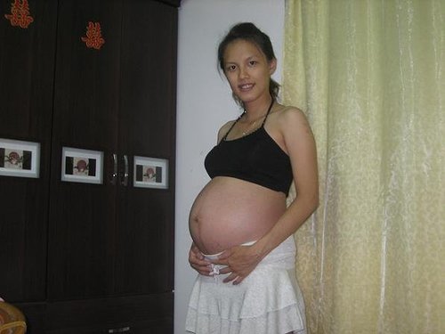 懷孕的表姐
