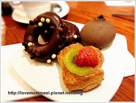2014-10-26-07-51-51_deco.jpg 2014-10-26-07-51-51_deco.jpg