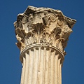 柱頂的雕刻