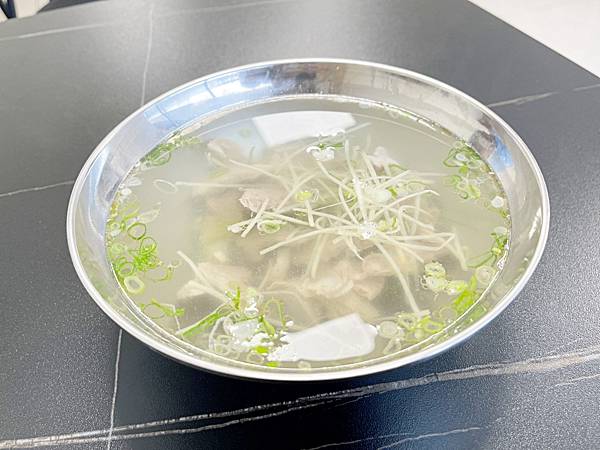 【美食】花蓮新城「武家乾麵」花蓮新城平價美食推薦，招牌骨仔肉