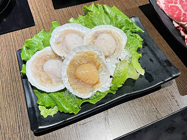 【美食】新北板橋「心心石頭火鍋」369起肉品、蔬菜吃到飽超划