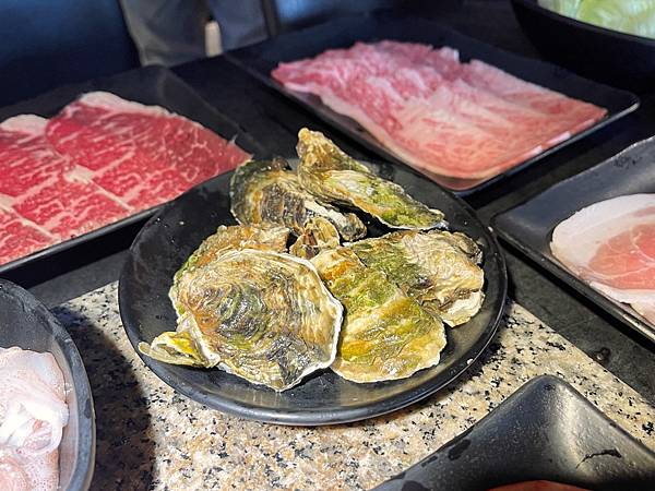 【美食】新北新莊「豚野日式炭火燒肉 新莊店」新莊平價燒烤吃到