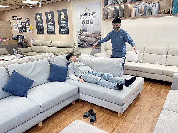 【新竹沙發推薦】「YKS SOFA 竹北展示體驗館」平價客製