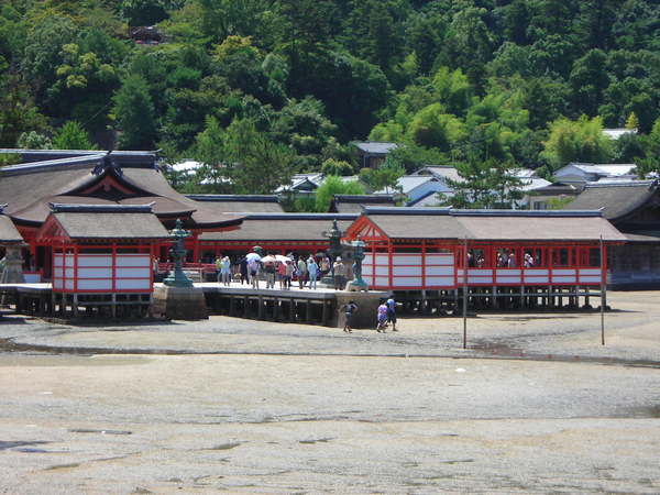 嚴島神社