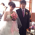 婚禮造型師 晶晶美學 彩妝造型/新娘秘書 Ivy&Sharon 造型作品連結 Ivy Huang 黃意婷 →http://lovendor99.pixnet.net/album/folder/3108228 造型作品連結 Sharon Huang 黃瀞萱 →http://lovendor99.pixnet.net/album/folder/3790712  晶晶美學【優質婚禮整合團隊】 新娘秘書/婚禮紀錄/風格婚紗/婚禮企劃 https://www.facebook.com/Lovendor.Wedding  發訊息給晶晶美學→https://www.facebook.com/messages/Lovendor  Cellphone:  Ivy Huang 黃意婷 0972-985099 Sharon Huang 黃瀞萱 0986-346566