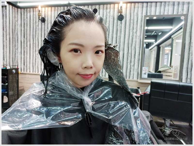 【台北車站髮廊推薦】A hair Salon，2020女生必備超夯日韓指定「耳圈染」短髮造型｜Niki妮奇 (23).jpg