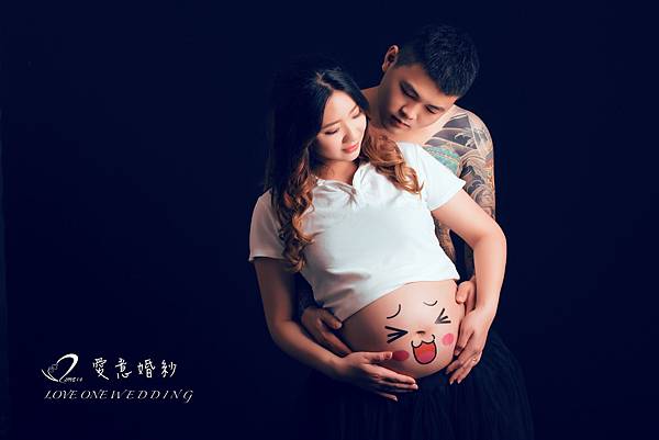 孕婦寫真高雄推薦_愛意婚紗_2018孕婦照價格