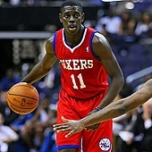 280px-Jrue_Holliday_dribbling