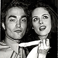 Kristen Stewart(Bella Swan) Robert Parttinson (Edward Cullen)12.png