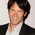 normal_StephenMoyer_WhateverWorks_061009_001.jpg