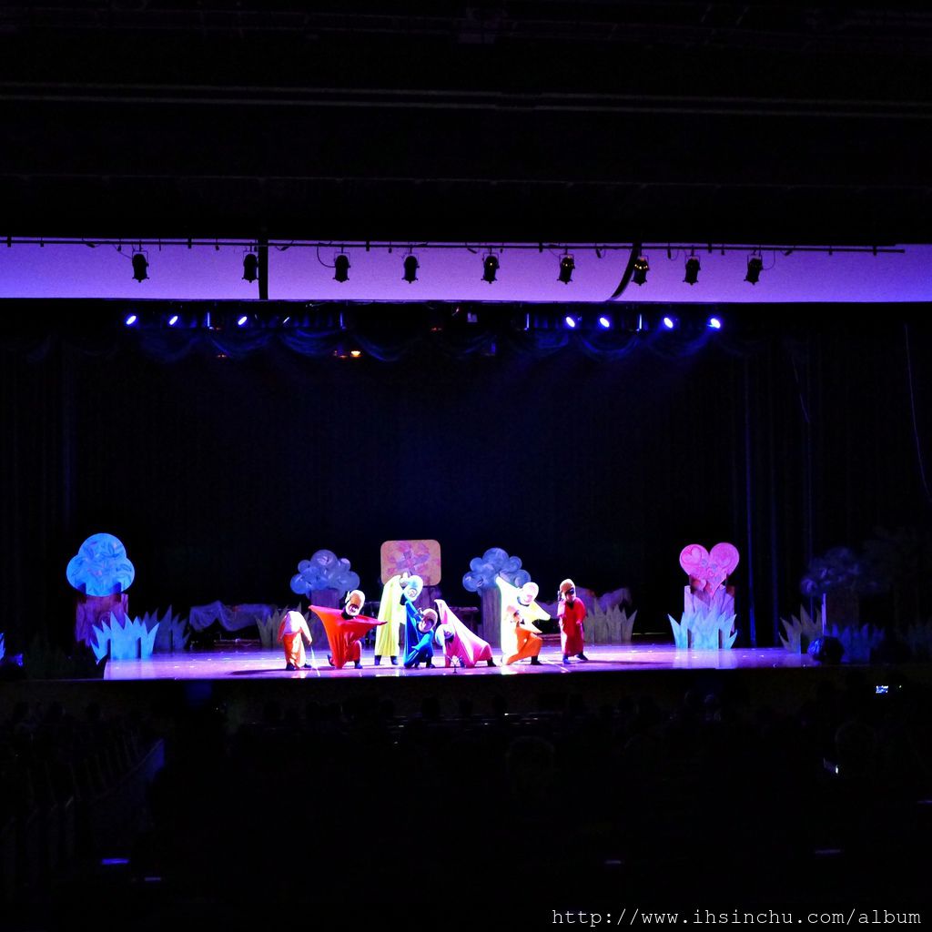 仁愛社會福利基金會從95年成立至今,已經走過十年的歲月了。為了感激這段時間,社會大眾對他們的照顧,仁愛基金會的天使打擊樂團,特別精心籌劃了一場「我有一個夢想2016幸福音樂會」,由仁愛基金會的身障朋友們擔綱演出,希望讓民眾看到,這群身障朋友勇敢追逐夢想的樣子。 仁愛社會福利基金會從95年成立至今,已經走過十年的歲月了。為了感激這段時間,社會大眾對他們的照顧,仁愛基金會的天使打擊樂團,特別精心籌劃了一場「我有一個夢想2016幸福音樂會」,由仁愛基金會的身障朋友們擔綱演出,希望讓民眾看到,這群身障朋友勇敢追逐夢想的樣子。