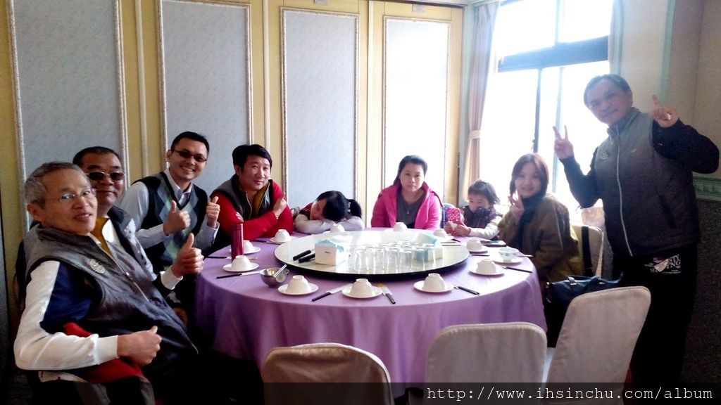 感謝竹塹扶輪社大家長Marvin社長請客,讓大家可以來石門水庫吃到這麼好吃的活魚三吃! 感謝竹塹扶輪社大家長Marvin社長請客,讓大家可以來石門水庫吃到這麼好吃的活魚三吃!