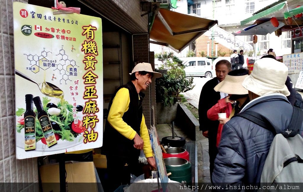 小麥胚芽含有鈣、鉀、鎂、鐵、鉻、硒、磷、錳、銅等多種礦物質與微量元素，及類胡蘿蔔素。含蛋白質和豐富維他素Ｂ１是黃豆的２８倍，牛肉的３３倍，維生素Ｂ２含量則為牛肉的三倍，８０％為不飽和脂肪酸，亞油酸的含量佔６０％以上。 　　 　　大燕麥所含的亞麻油酸，有人體最重要的必須脂肪酸，維生素Ｂ群、鐵、鋅、鎂等礦物質及水溶性膳食纖維。 　　 　　啤酒酵母加優酪乳是非常好的營養食品。含多種基本營養素，包含維他命Ｂ群、鉻、十六種胺基酸、十四種礦物質、十七種維他命，像是天然的綜合維他命。