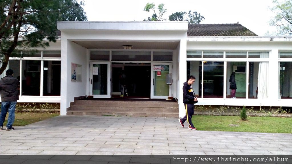 角板山行館開放時間:每日為上午九時至下午五時〈全年無休〉 角板山行館開放時間:每日為上午九時至下午五時〈全年無休〉