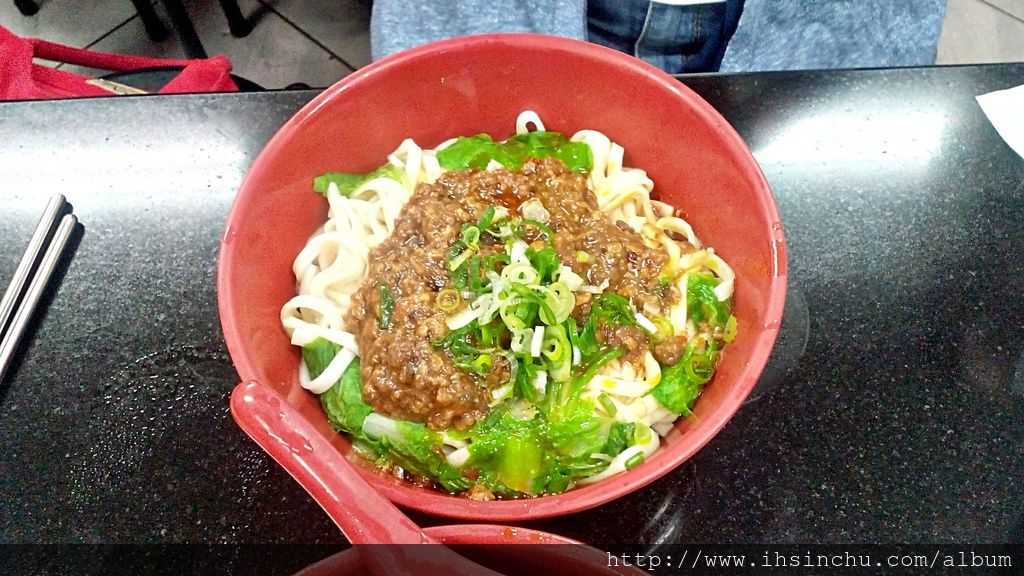 竹東美食餐廳莊記牛肉麵 竹東美食餐廳莊記牛肉麵