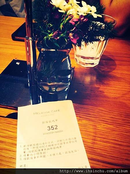 台北人氣下午茶甜點推薦-米朗琪咖啡,位在信義新光三越A11-B1的MELANGE CAFE-米朗琪咖啡,獲選2016全台十大人氣收藏餐廳,信義新光店是米朗琪咖啡用餐座位最多的分店,也是台北必吃鬆餅排隊名店喔,吃到好吃的當然要推薦給大家!! 台北人氣下午茶甜點推薦-米朗琪咖啡,位在信義新光三越A11-B1的MELANGE CAFE-米朗琪咖啡,獲選2016全台十大人氣收藏餐廳,信義新光店是米朗琪咖啡用餐座位最多的分店,也是台北必吃鬆餅排隊名店喔,吃到好吃的當然要推薦給大家!!