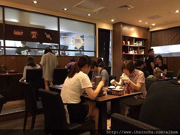 可以喝的咖哩-海道スープカレーGARAKU 湯咖哩,來自日本北海道必吃的日本名店終於來台開分店啦!!位在台北信義區 Neo19大樓,信義區排隊名店又多一間啦!! 可以喝的咖哩-海道スープカレーGARAKU 湯咖哩,來自日本北海道必吃的日本名店終於來台開分店啦!!位在台北信義區 Neo19大樓,信義區排隊名店又多一間啦!!