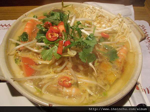 新竹竹北 雅舍咖啡 近新竹高鐵站 餐點食材湯頭現煮呈現美味 絕非料理包 推薦砂鍋系列和小火鍋系列湯頭好料實在 A8go好康資訊情報分享及評價推薦