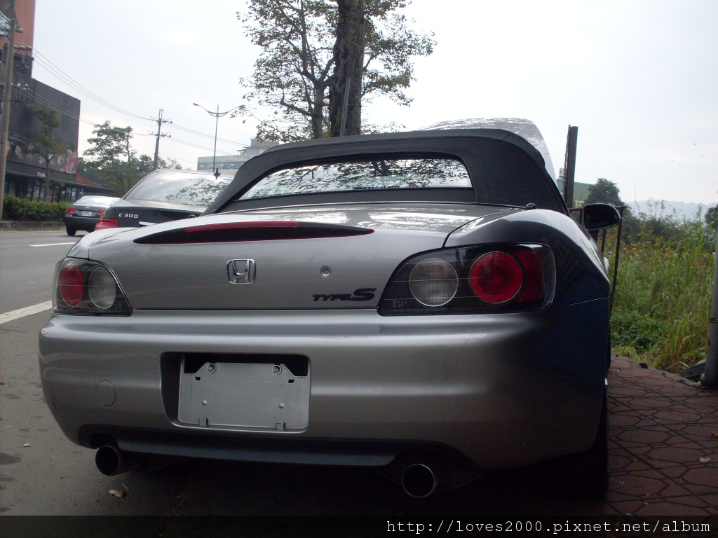 Honda S2000 2.JPG