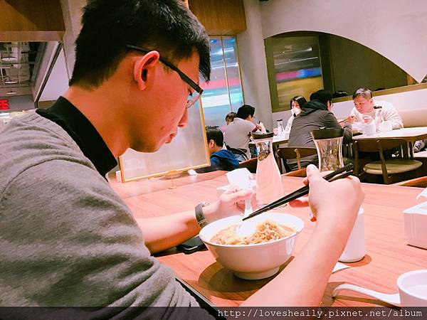 台北美食｜內湖美食-麻膳堂 MAZENDO好吃的麻辣牛肉麵!