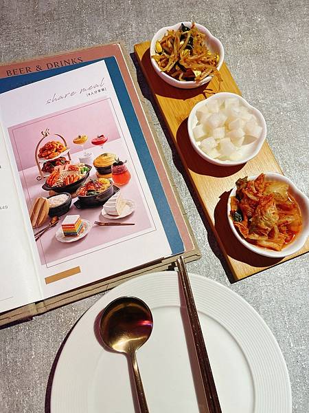 饗韓 食尚韓食-韓國料理、韓式料理、韓式炸雞、海鮮煎餅、韓服體驗、辣炒年糕 饗韓 食尚韓食-韓國料理、韓式料理、韓式炸雞、海鮮煎餅、韓服體驗、辣炒年糕