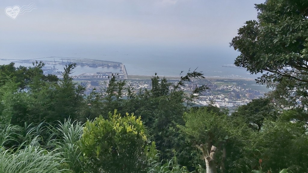 硬漢嶺登山步道