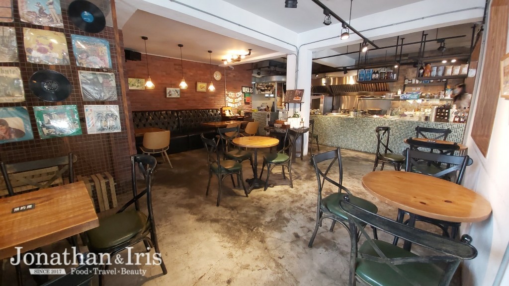 新店咖啡廳筆電