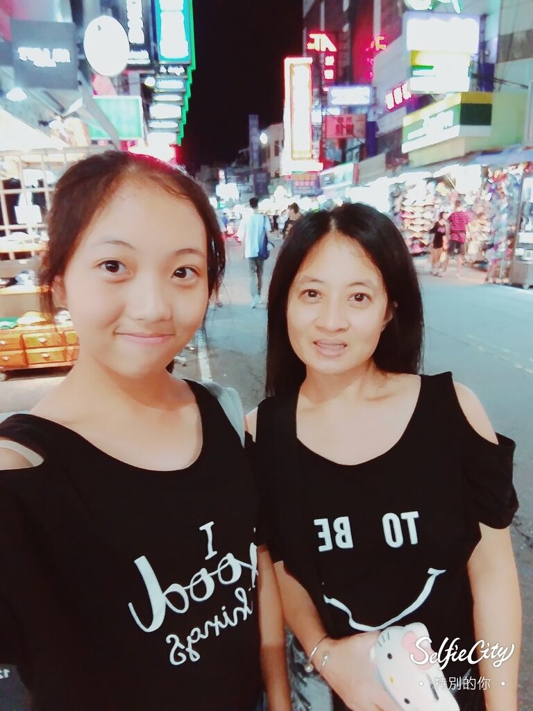 SelfieCity_20170815215810_org.jpg SelfieCity_20170815215810_org.jpg