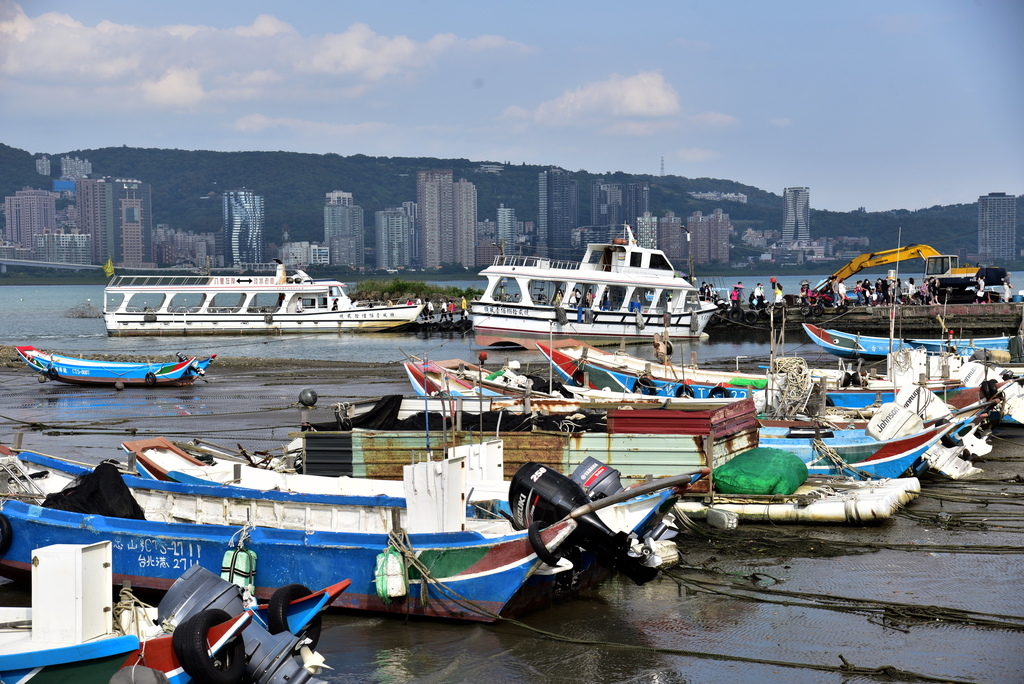 DSC_3527.JPG - 基隆河右岸自行車道,八里左岸自行車道