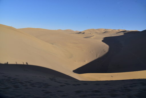 【中國甘肅省】絲路,華山12天之旅Day8:敦煌鳴沙山月牙泉